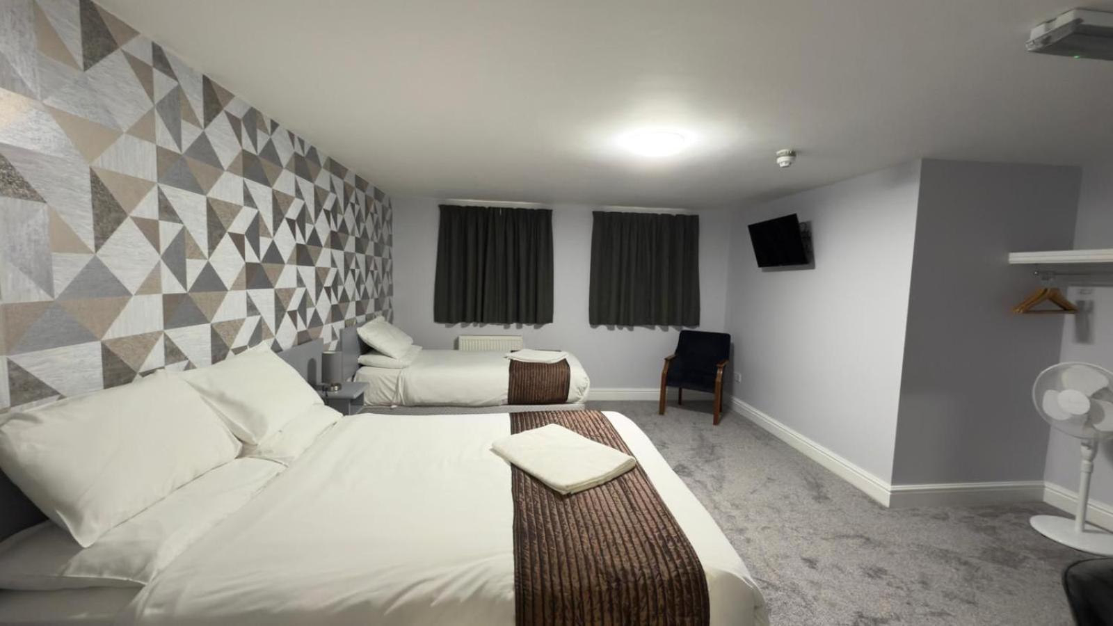 The Terrace Lodge Hotel Yeovil Exteriér fotografie