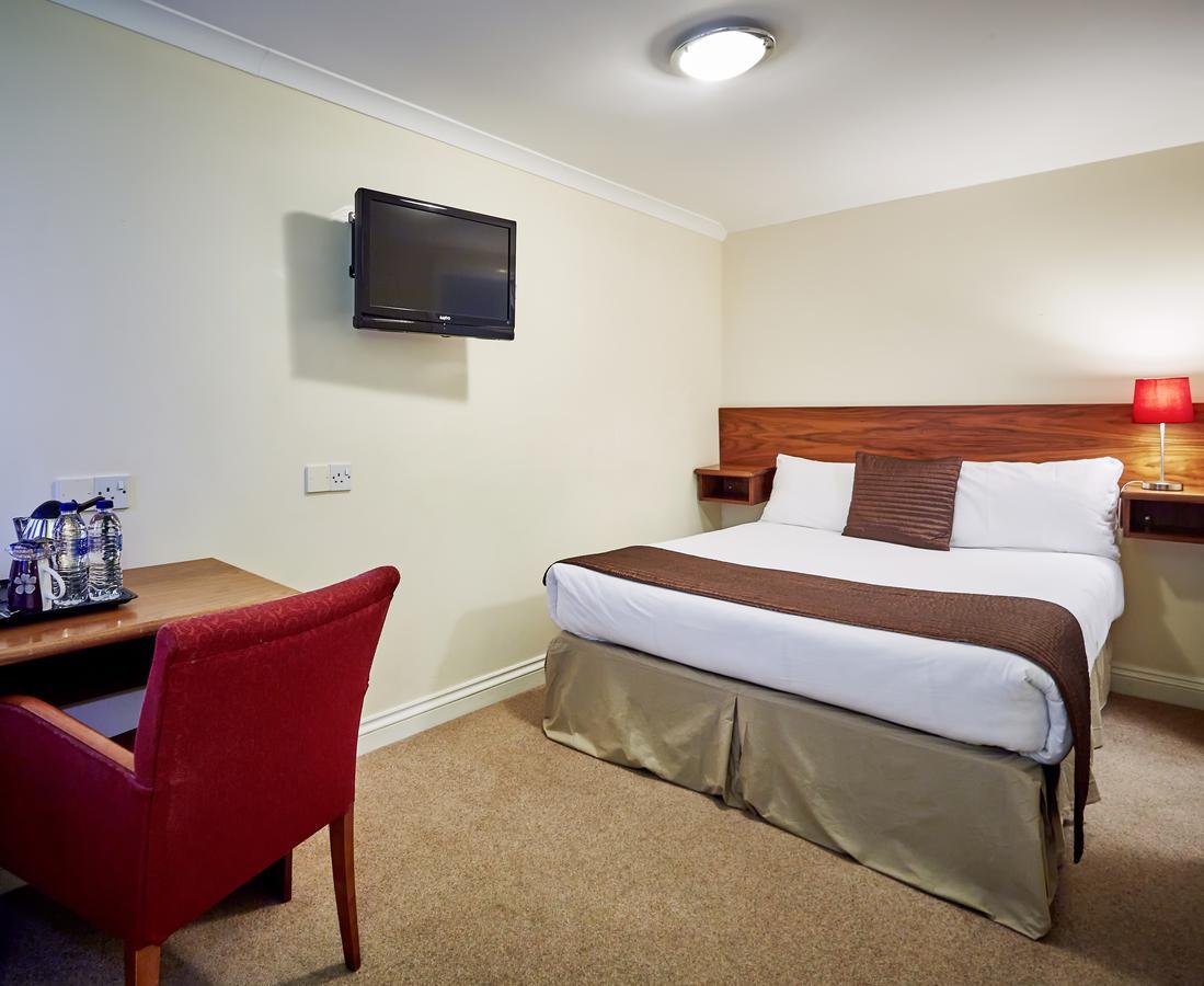 The Terrace Lodge Hotel Yeovil Exteriér fotografie